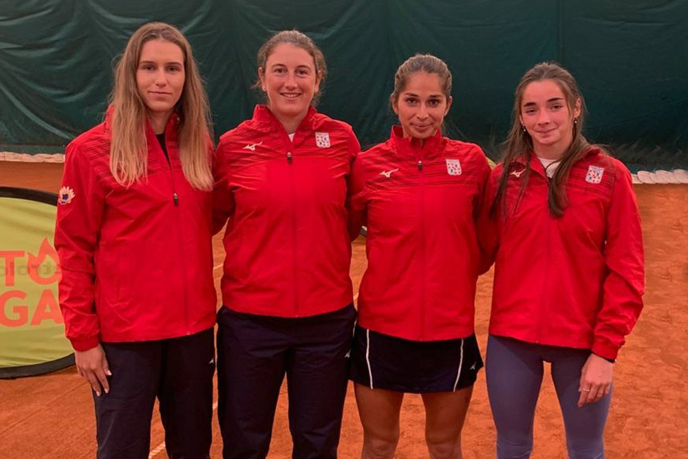 Formazione Tc Cagliari Da sinistra: Gergana Topalova, Nuria Brancaccio, Barbara Dessolis, Marcella Dessolis