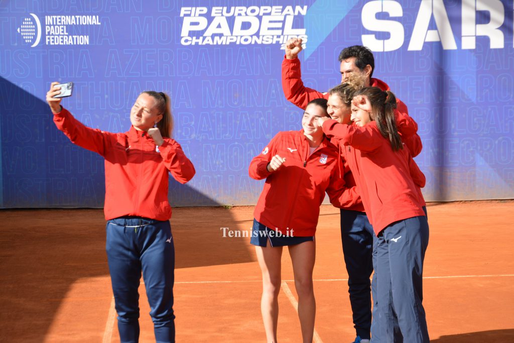 Martin Vassallo Arguello, Marcella Dessolis, Barbara Dessolis, Alessandra Mazzola, Carla Lucero: formazione A1 F Tc Cagliari nei play-out contro il Park Genova (24.11.2024)